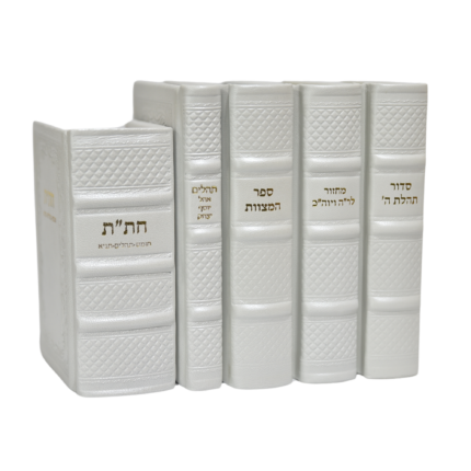 מוצרי עור